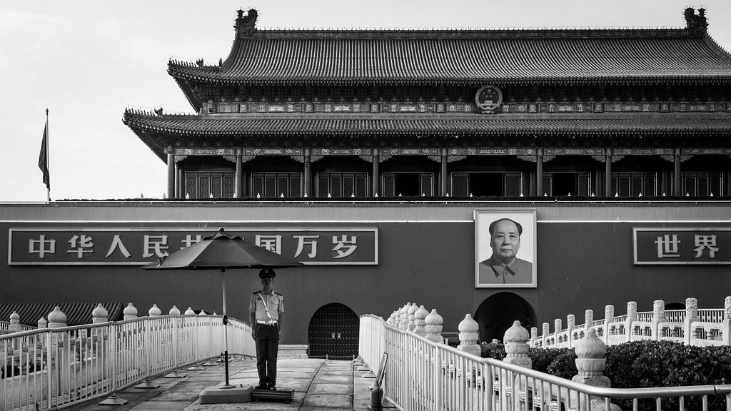 Beijing's Retail Boom Signals Economic Growth and Shifting Investment Patterns